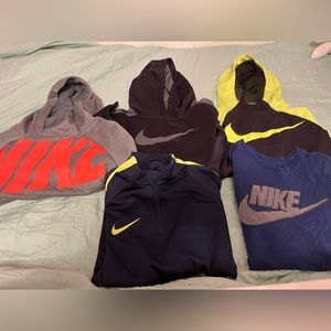 Boys size medium 5 piece Nike lot